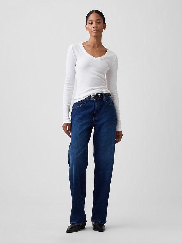 Modern Ribbed V-Neck T-Shirt