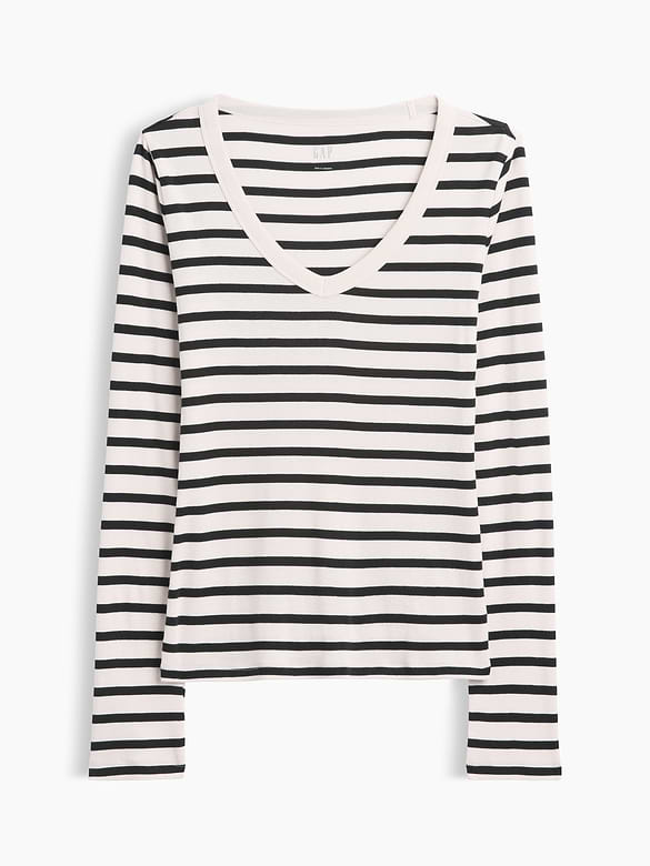 Modern Ribbed V-Neck T-Shirt