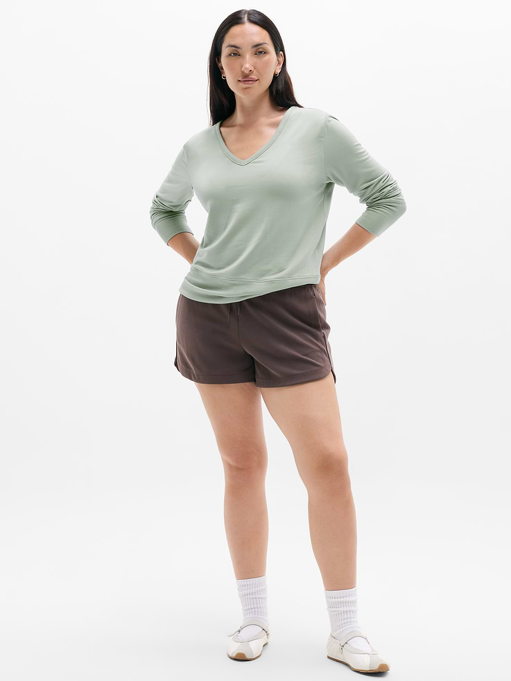 Image number 4 showing, Coaster Luxe V-Neck Sweatshirt