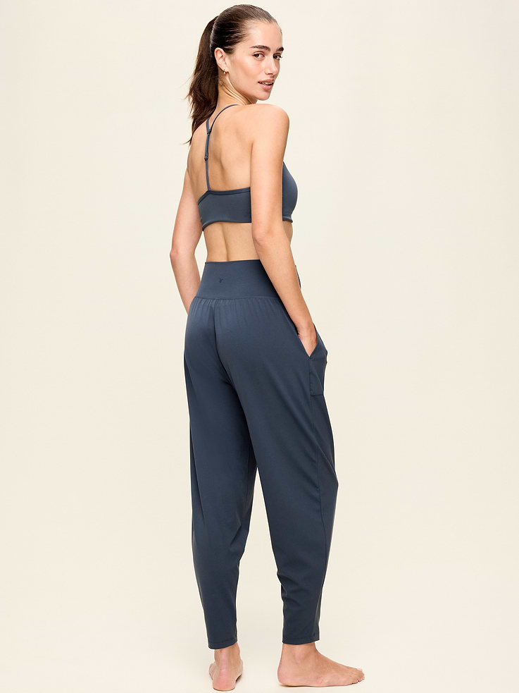 Image number 3 showing, High-Waisted StudioSmooth Jogger