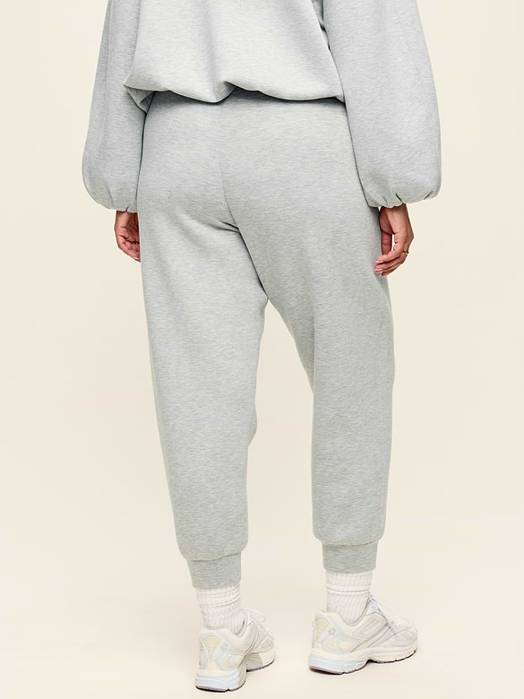 High-Waisted Bounce Fleece Jogger Sweatpants
