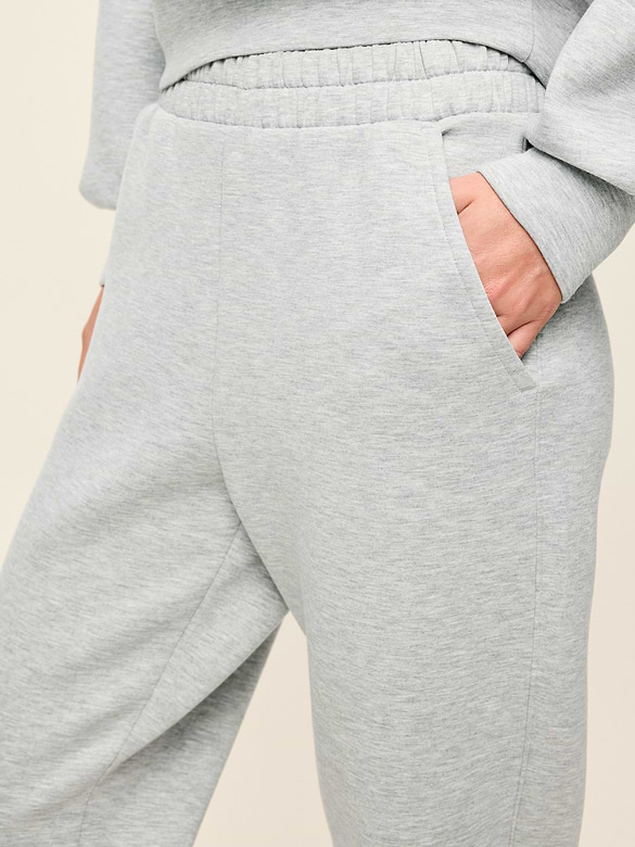 High-Waisted Bounce Fleece Jogger Sweatpants