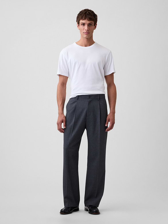 Relaxed Pleated Trousers