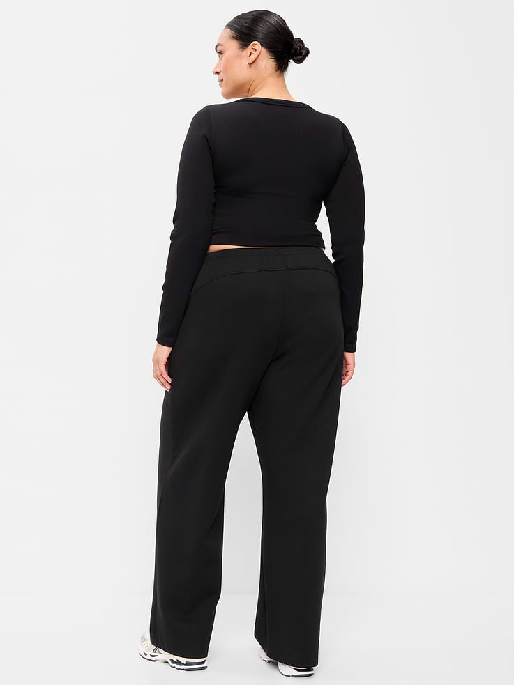 L'image numéro 9 présente Pantalon cargo à taille mi-basse et jambe large en Molleton dynamique texturé