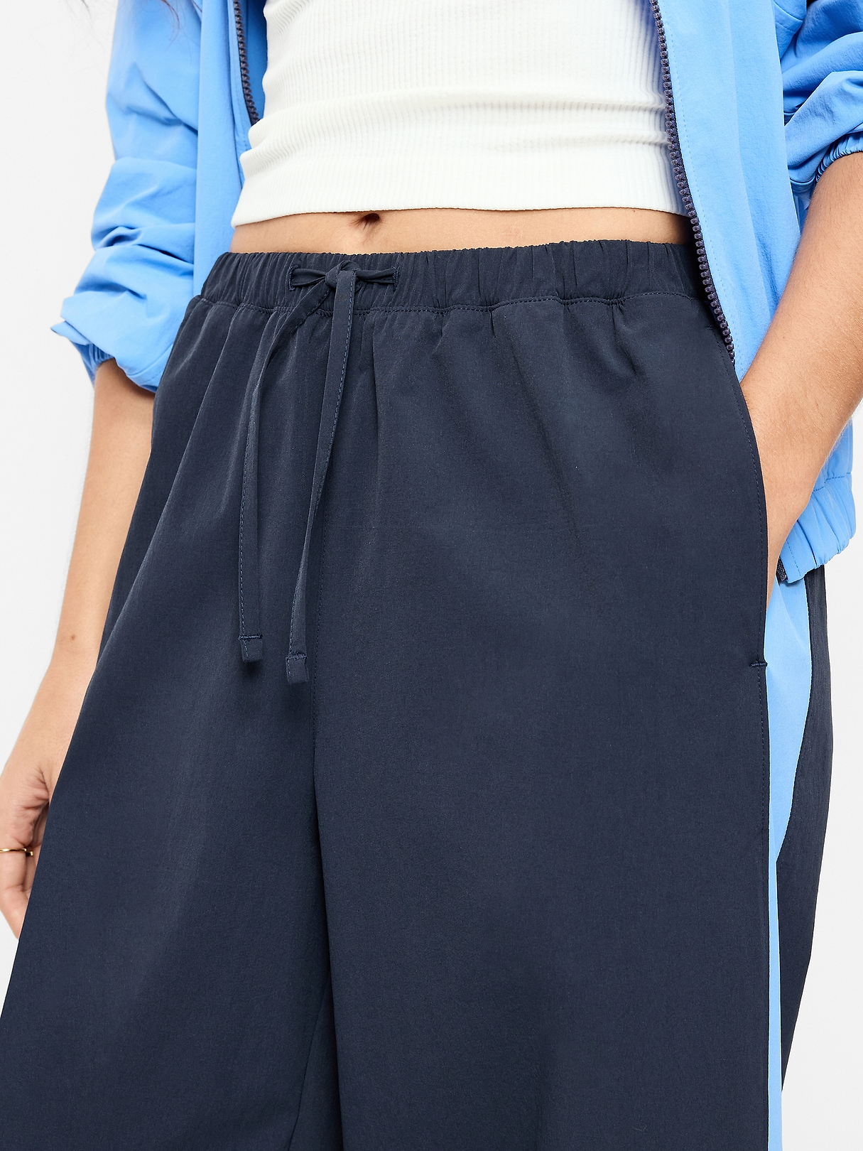 High-Waisted TrekTech Lightweight Woven Active Pants | Old Navy