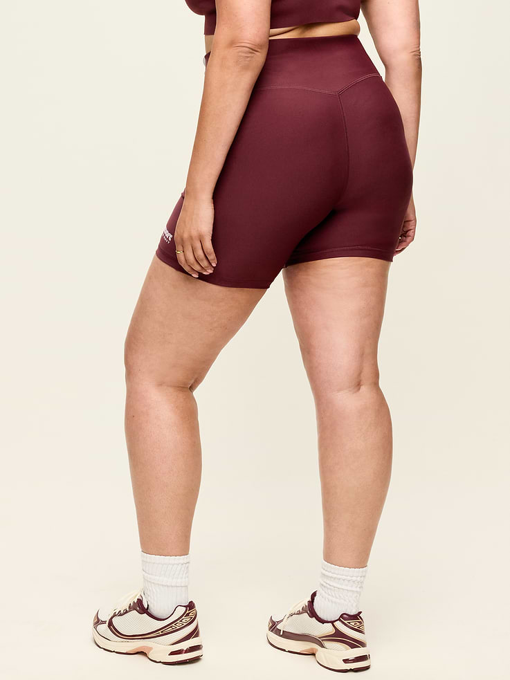 Image number 5 showing, Extra-High Waisted PowerSoft Boundless Pocket Biker Shorts-- 6-inch inseam - No Front Seam