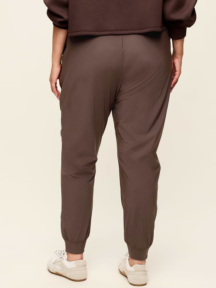 Image number 10 showing, High-Waisted SleekTech Joggers