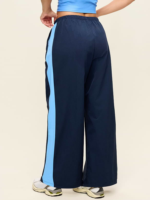 Pantalon sport tissé léger à taille haute Tech Trek