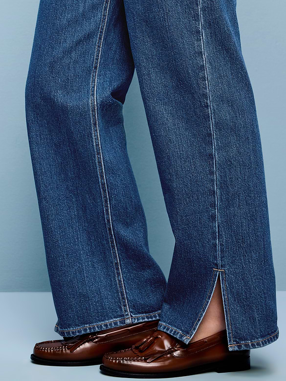 Extra High-Waisted Twisted Seam Wide-Leg Jeans