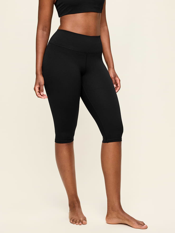 Image number 6 showing, High-Waisted StudioSmooth Pedal Pusher Leggings