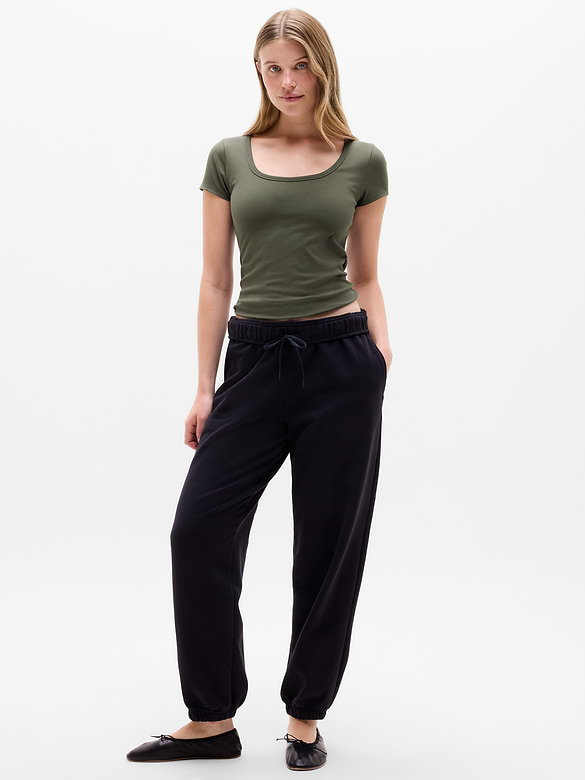 Signature Rib Scoop Tee