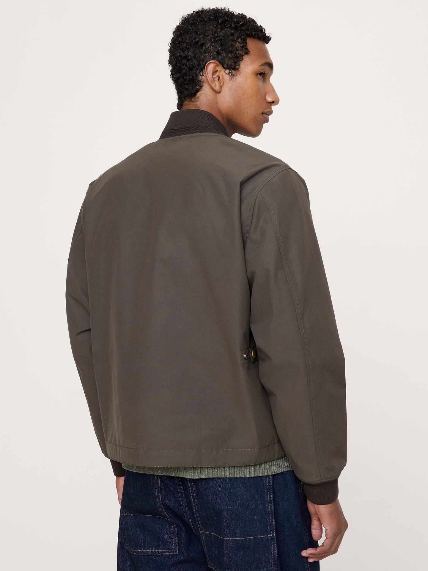 L'image numéro 3 présente Blouson d’aviateur matelassé réversible à chevrons