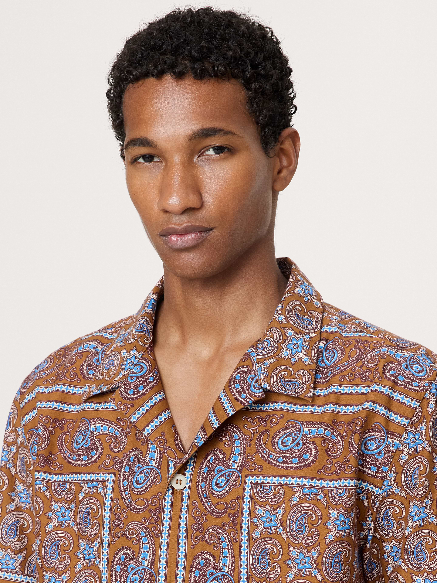 Image number 4 showing, Relaxed-Fit Cotton Poplin Resort Shirt