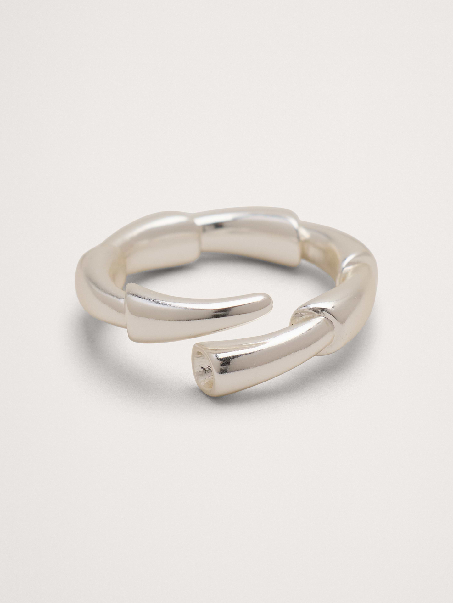 Image number 1 showing, Scaled Tail Ring