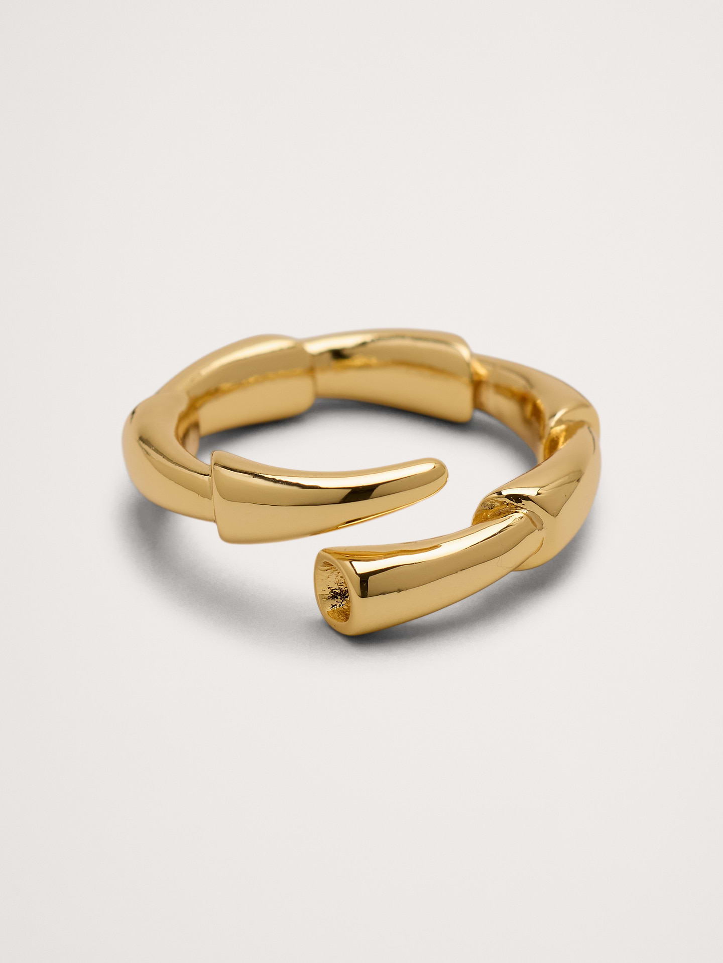 Image number 1 showing, Scaled Tail Ring