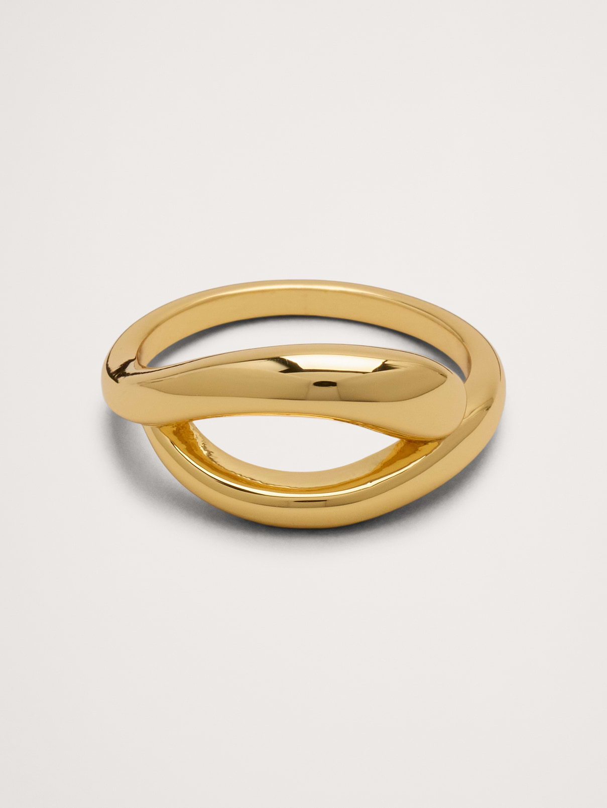 Twisted Opening Ring