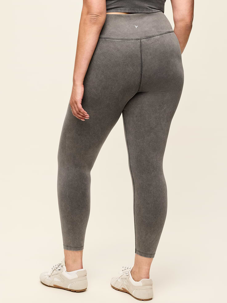 L'image numéro 8 présente Legging en coton à taille haute longueur 7/8 PowerChill