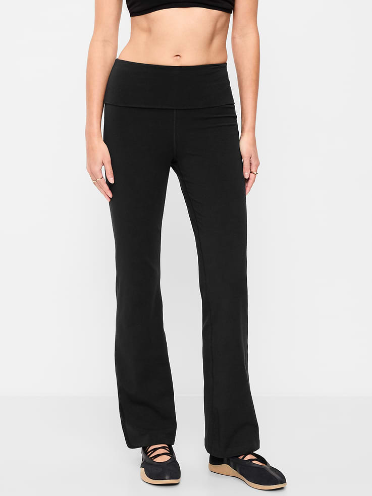 L'image numéro 1 présente Legging semi-évasé à taille haute rabattable PowerChill