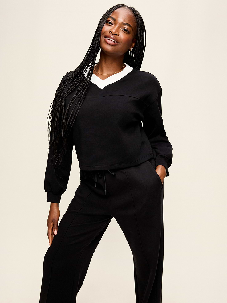 Image number 3 showing, Dynamic Fleece Oversized Cropped Sweatshirt