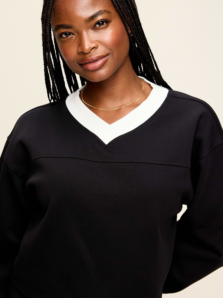 Image number 4 showing, Dynamic Fleece Oversized Cropped Sweatshirt