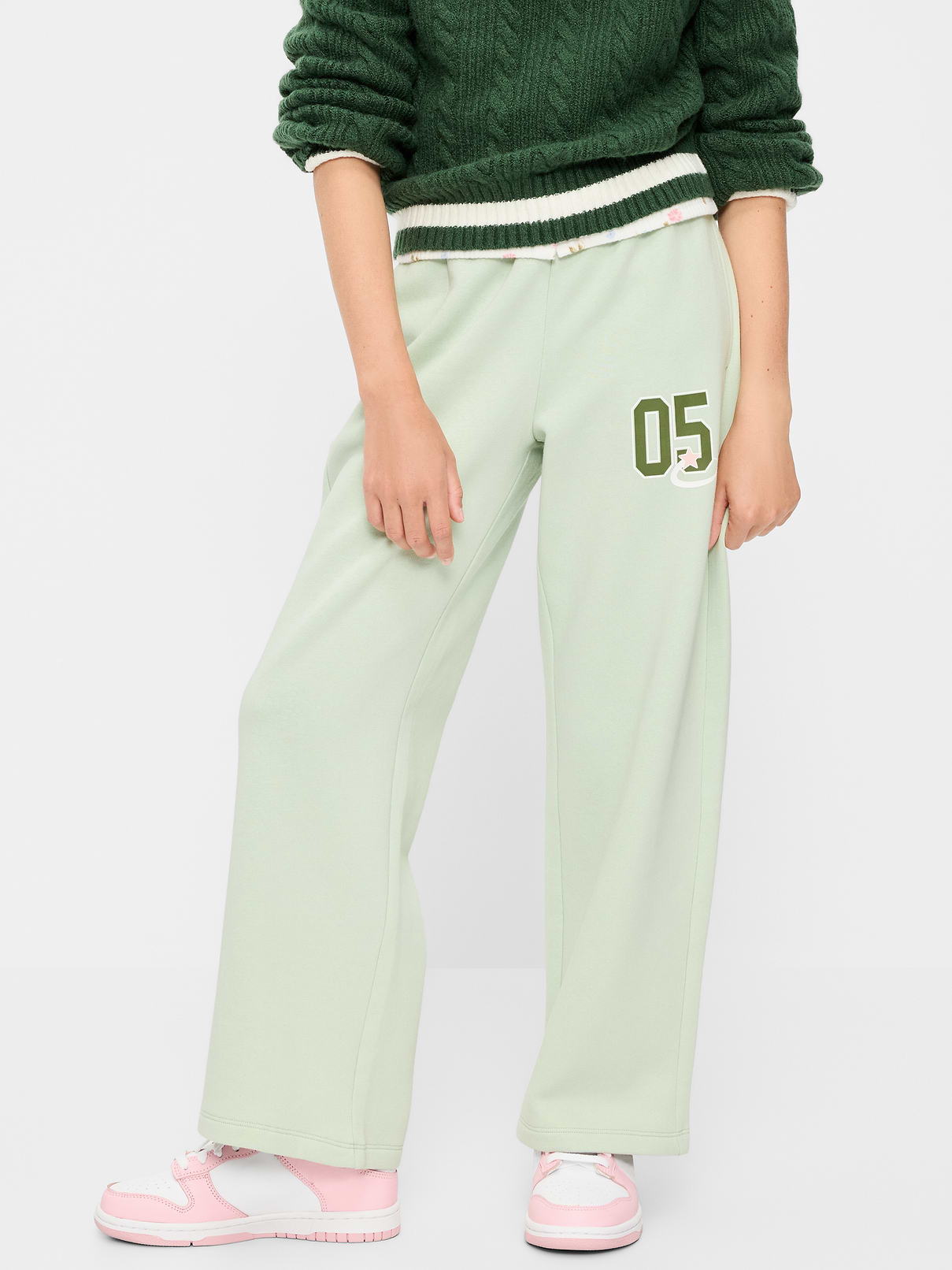 L'image numéro 1 présente Pantalon en coton ouaté à taille haute et jambe jambe à imprimé pour fille