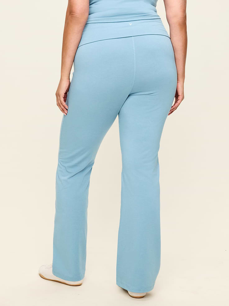 Image number 9 showing, High-Waisted PowerChill Fold-Over Bootcut Leggings