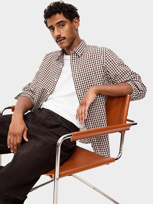 Old Navy Men's Classic Fit Everyday Plaid Poplin Shirt - Brown