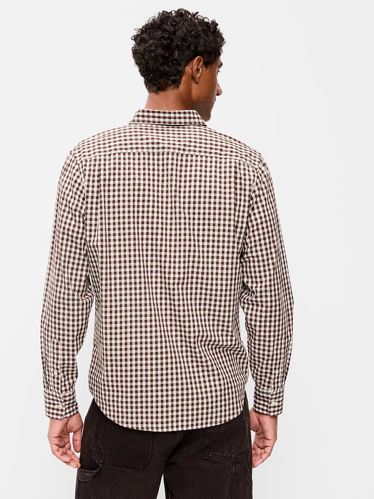 L'image numéro 2 présente Chemise passe-partout coupe classique en popeline à carreaux