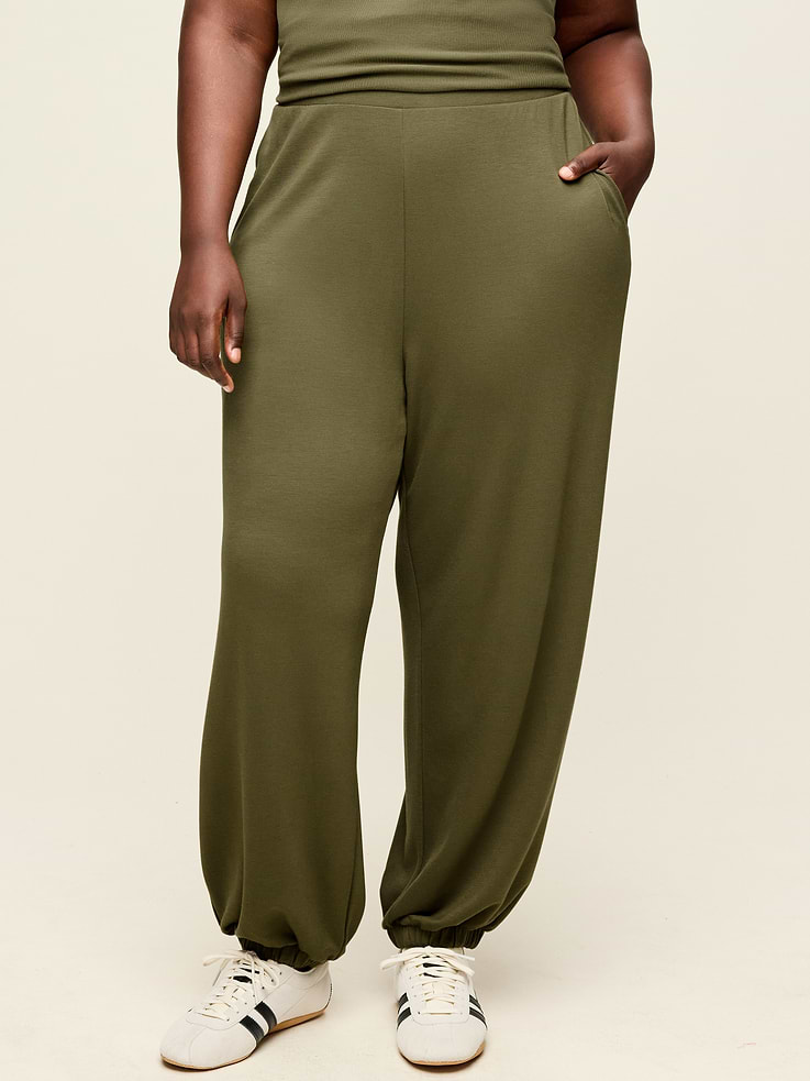 Image number 2 showing, Oversized Bounce Lite Bubble Jogger Sweatpants