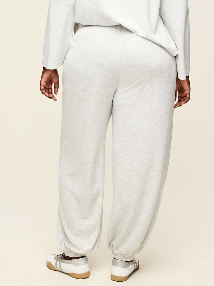 Image number 3 showing, Oversized Bounce Lite Bubble Jogger Sweatpants