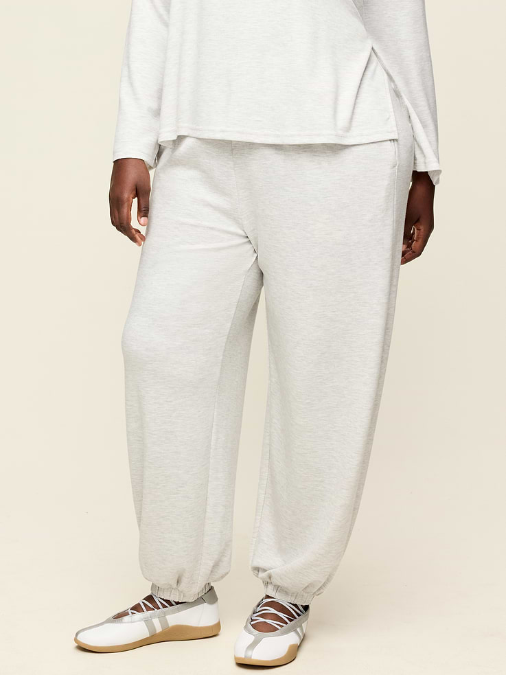 Image number 2 showing, Oversized Bounce Lite Bubble Jogger Sweatpants
