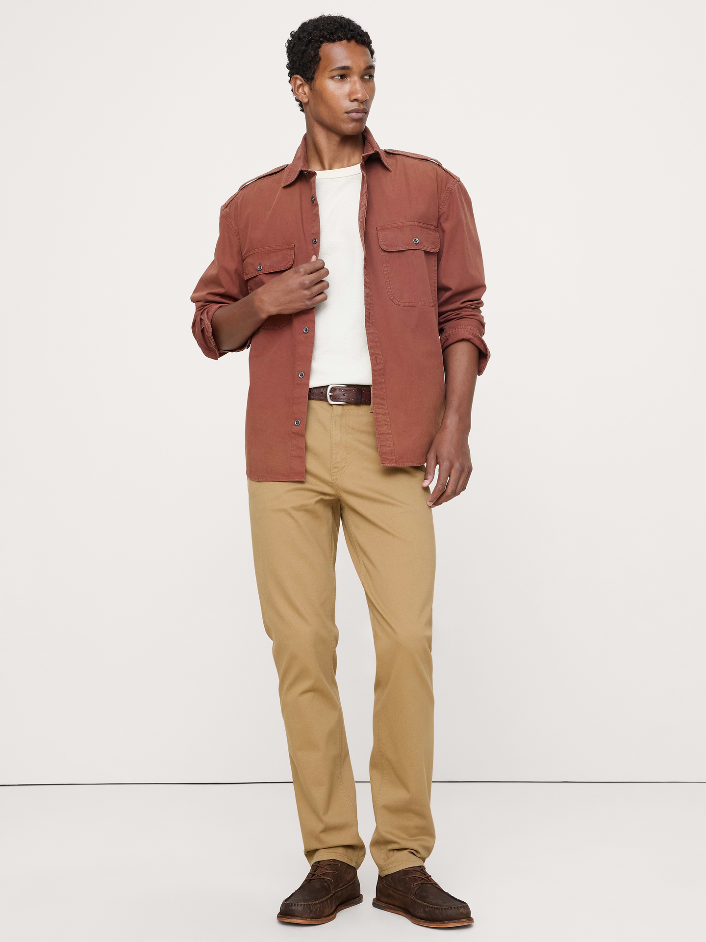 L'image numéro 1 présente Pantalon Voyageur étroit