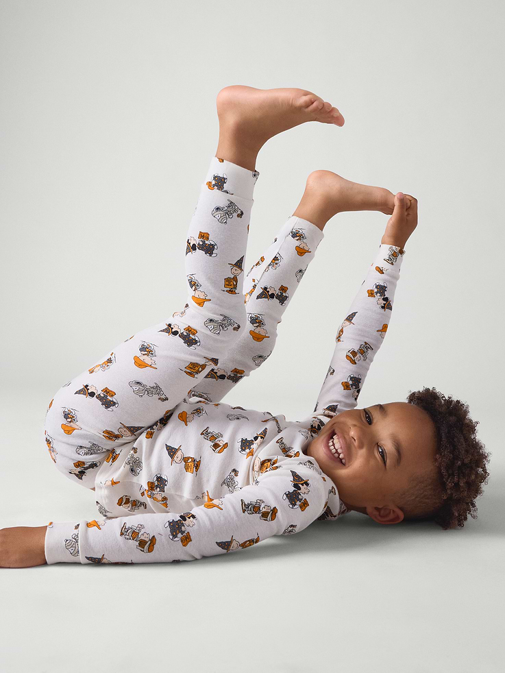 Image number 4 showing, Kids & babyGap Peanuts Halloween PJ Set