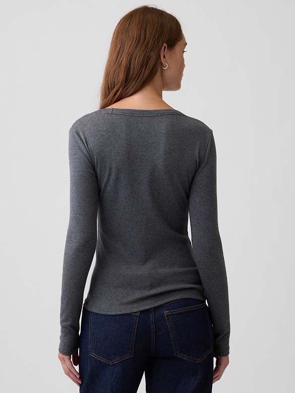 Modern Ribbed V-Neck T-Shirt