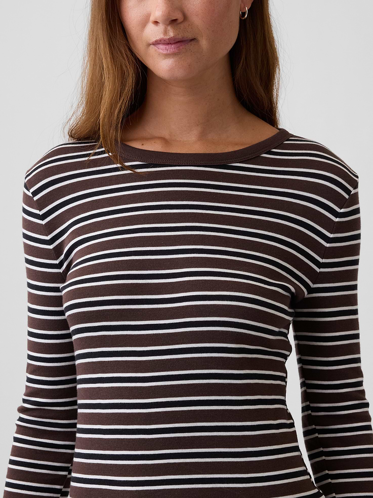 Image 4 of 4, Modern Ribbed Crewneck T-Shirt