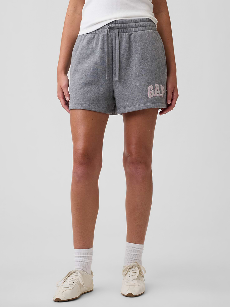 Image number 3 showing, Gap Logo Shorts