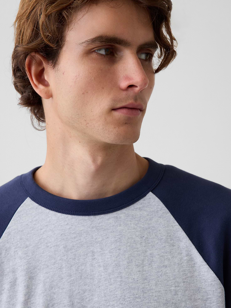 L'image numéro 4 présente T-shirt décontracté en tissu épais
