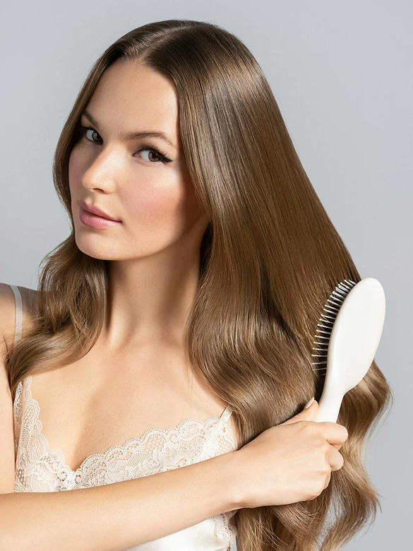 The Hair Edit Smooth and Polish Detangling Brush Cream