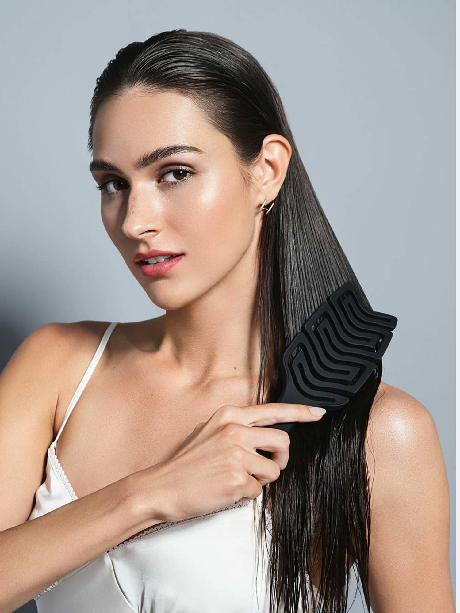Image number 2 showing, The Hair Edit Detangle and Massage Wet Brush