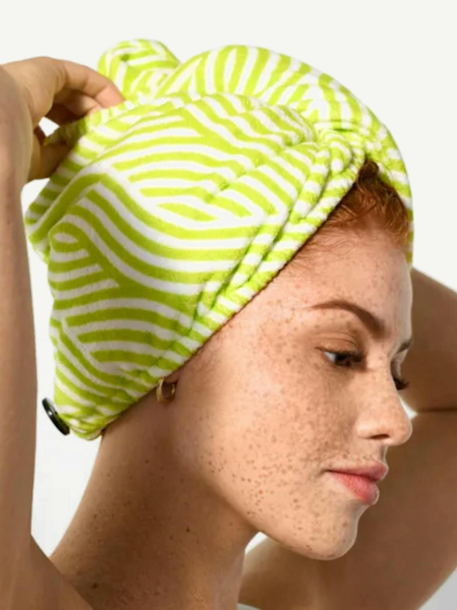 Image number 2 showing, Devacurl Devatwist Towel