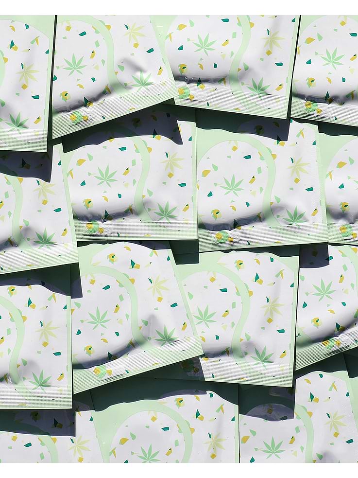 Image number 4 showing, Patchology Chill Mode CBD Infused Eye Patches