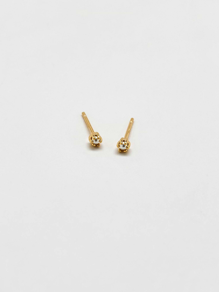 Image number 1 showing, Admiral Row Tiny Pearl Gold Studs