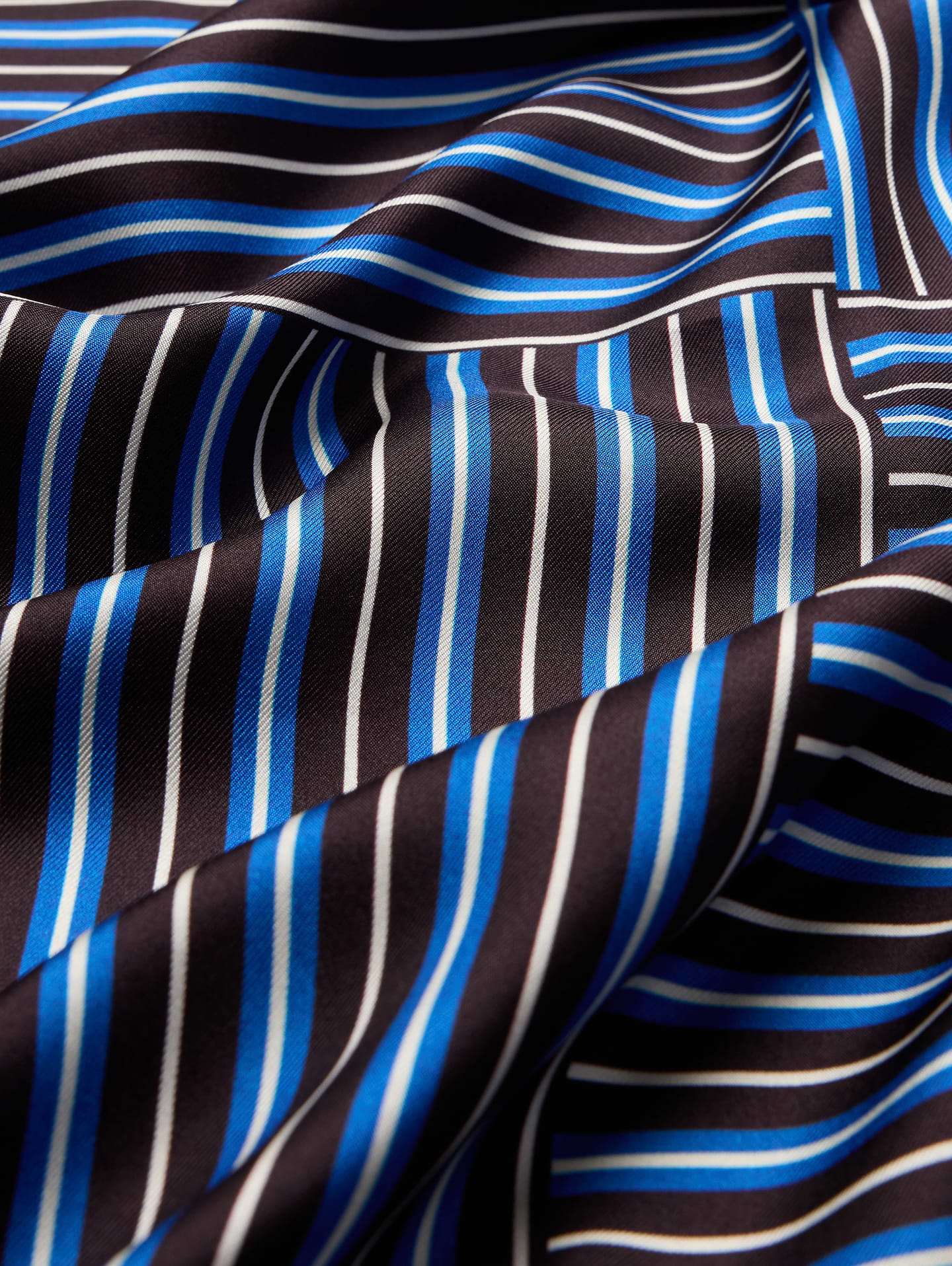 Image number 5 showing, Banana Republic x La Ligne The Silk Twill Bandana