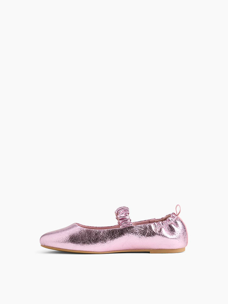Image number 4 showing, Kids Metallic Ruched Vegan Leather Flats