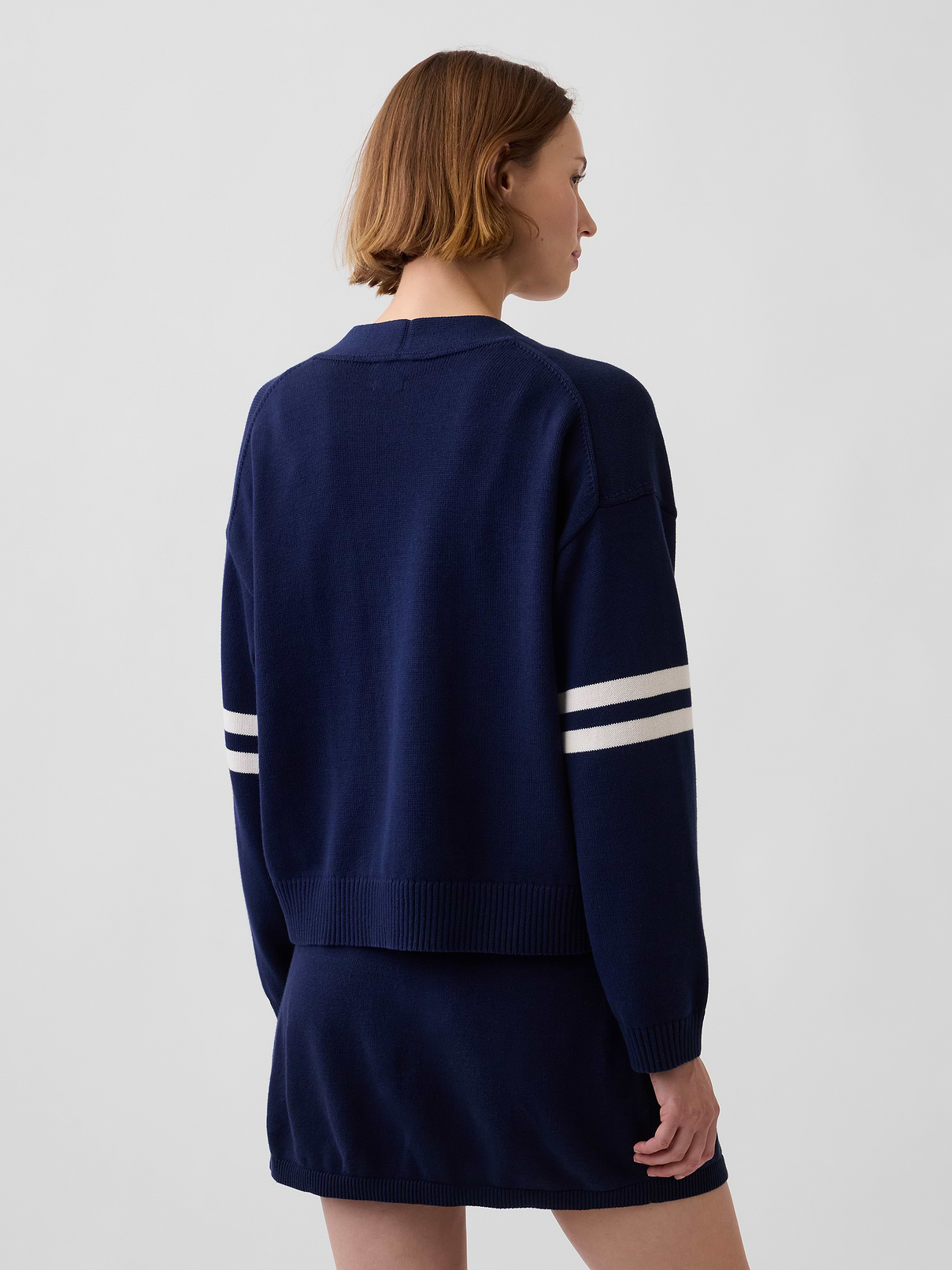 L'image numéro 3 présente Cardigan surdimensionné 100 % coton
