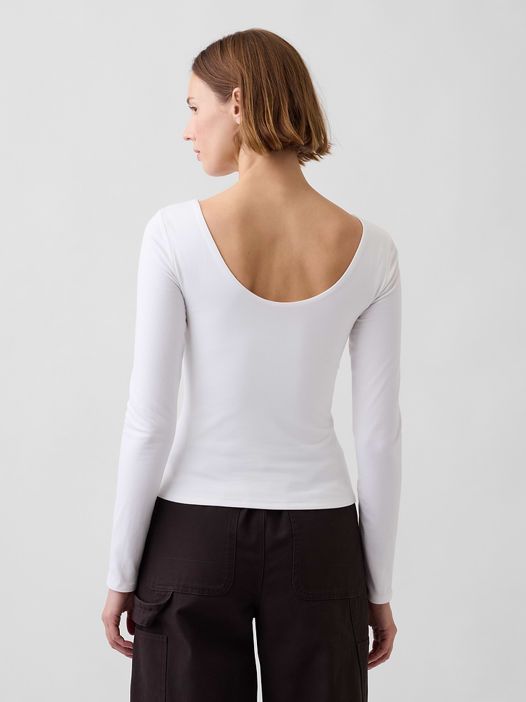 L'image numéro 3 présente T-shirt moulant à dos échancré en jersey