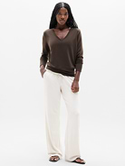 Image number 2 showing, Coaster Luxe V-Neck Sweatshirt