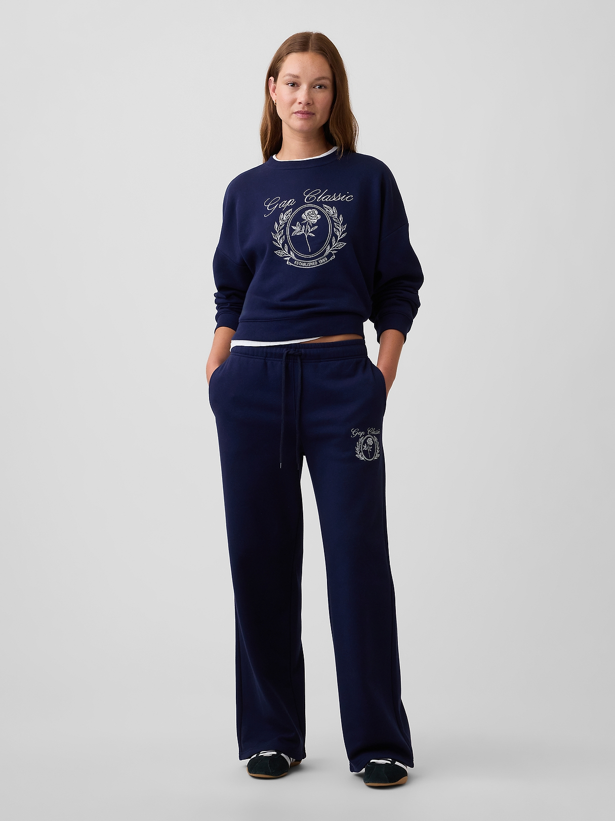 Relaxed Wedge Crewneck Sweatshirt | Gap Factory
