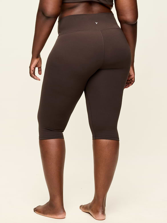 High-Waisted StudioSmooth Pedal Pusher Leggings