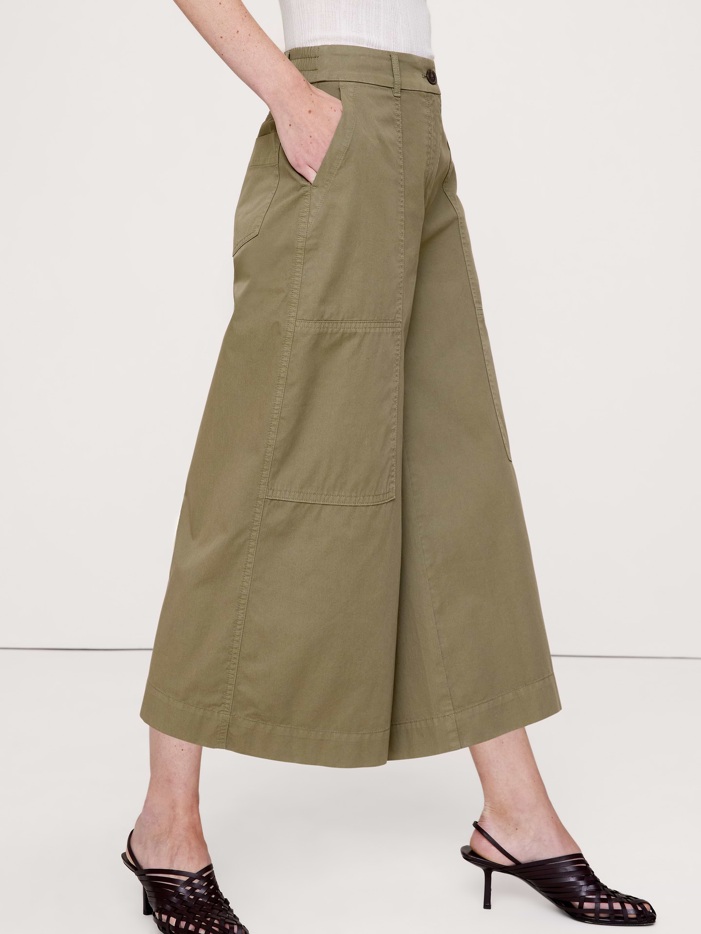 L'image numéro 4 présente Pantalon gaucho en sergé de coton